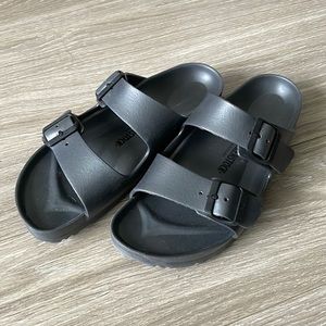 BIRKENSTOCK Arizona Essentials EVA, size 40, like new condition